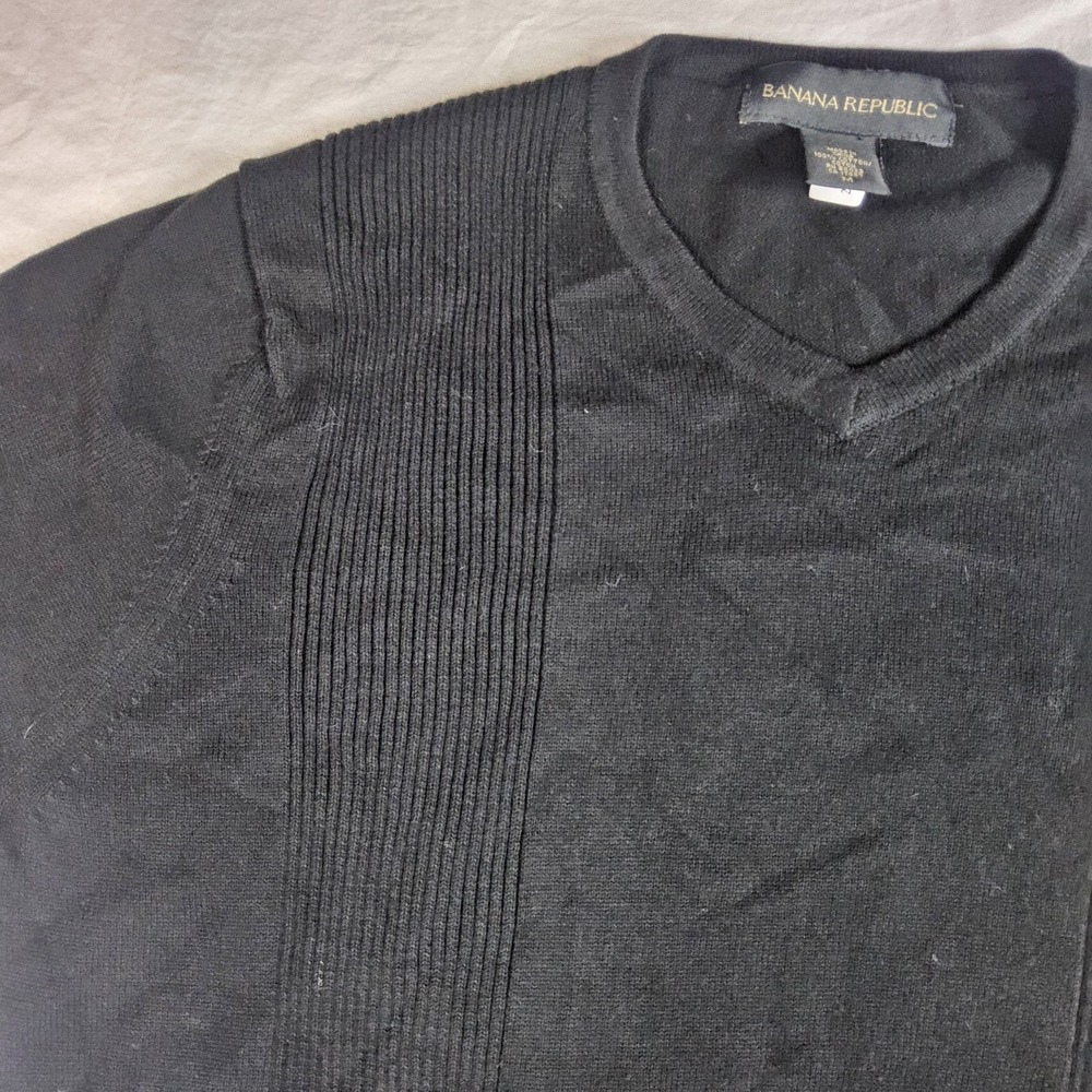 Banana Republic Men's Medium Black Knit V-Neck Short Sleeve Sweater Shirt Cotton - Picture 3 of 8